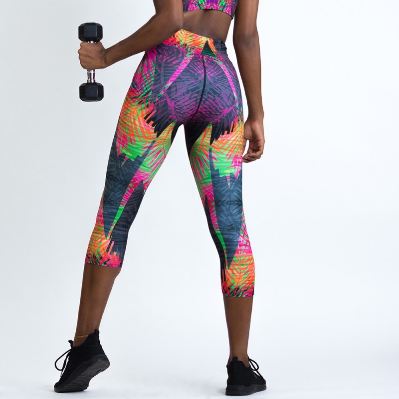 Z Mix Pattern Yoga Capri Leggings